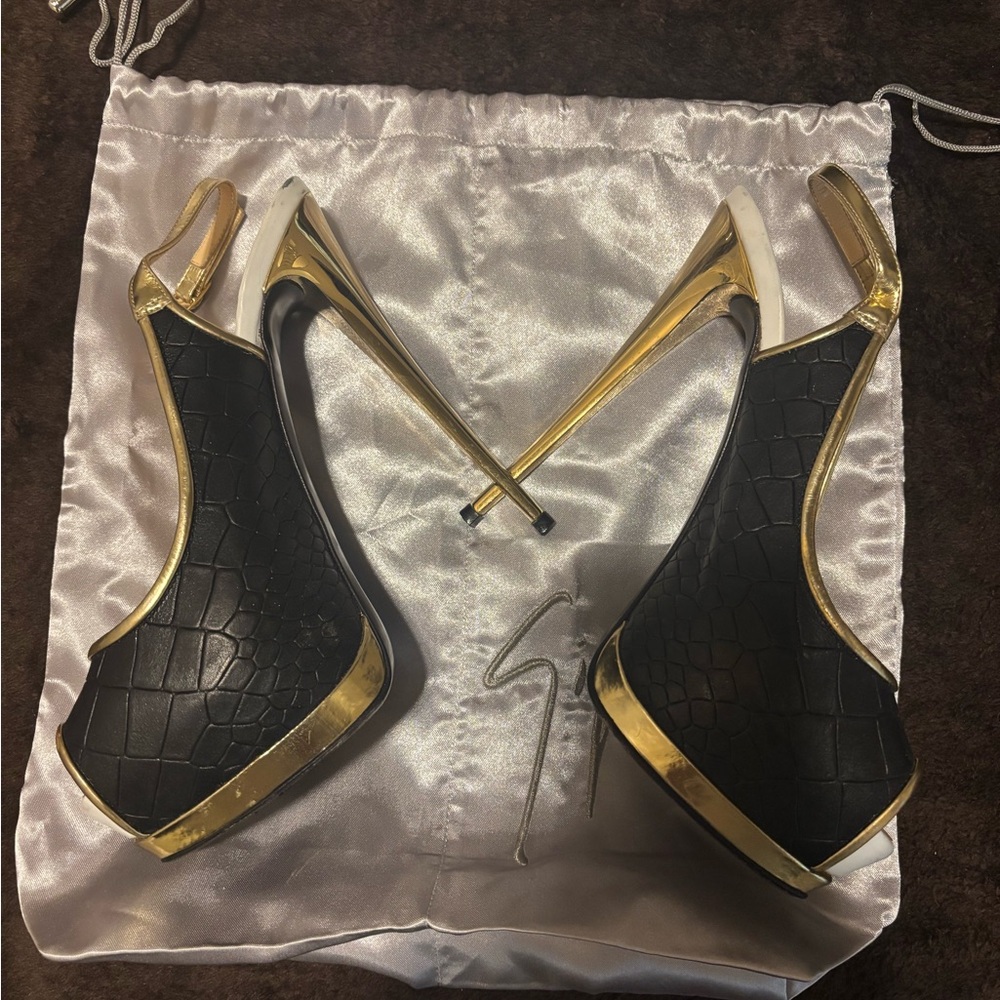 Giuseppe Zanotti Black and Gold Croc-Embossed Slingback Heels